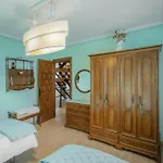 El Cedro Country house
